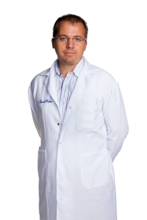 MUDr. Robert Vlachovský Ph.D., plastický chirurg kliniky LaserPlastic